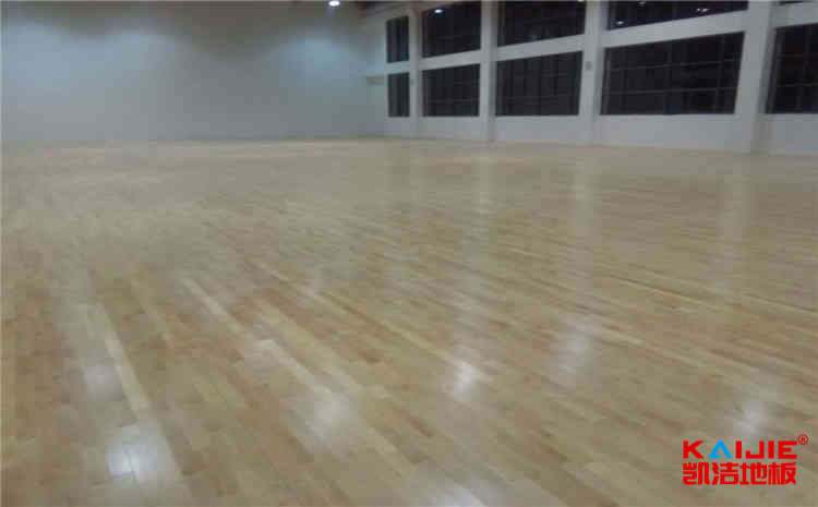 籃球場木地板維護